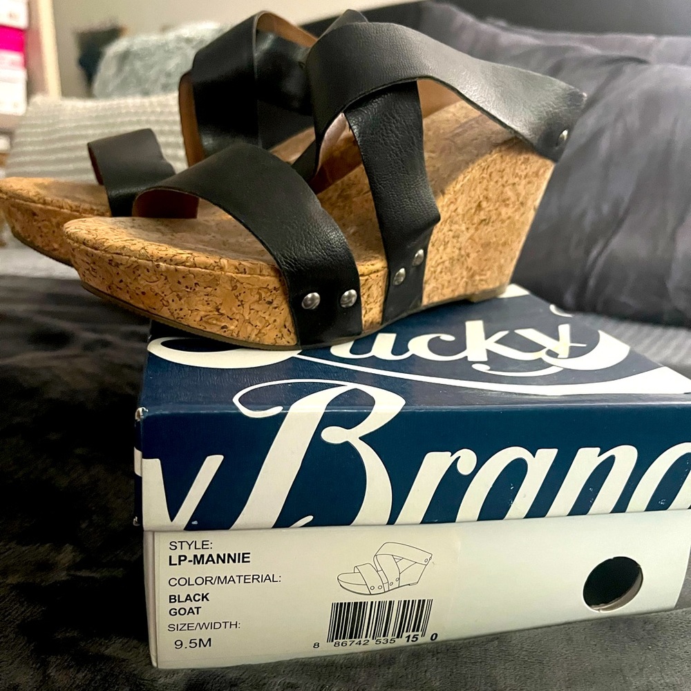 LUCKY 🍀 BRAND (WORN ONCE!!!!)